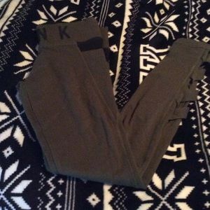 🌺NWOT Victoria’s Secret Campus Leggings🌺